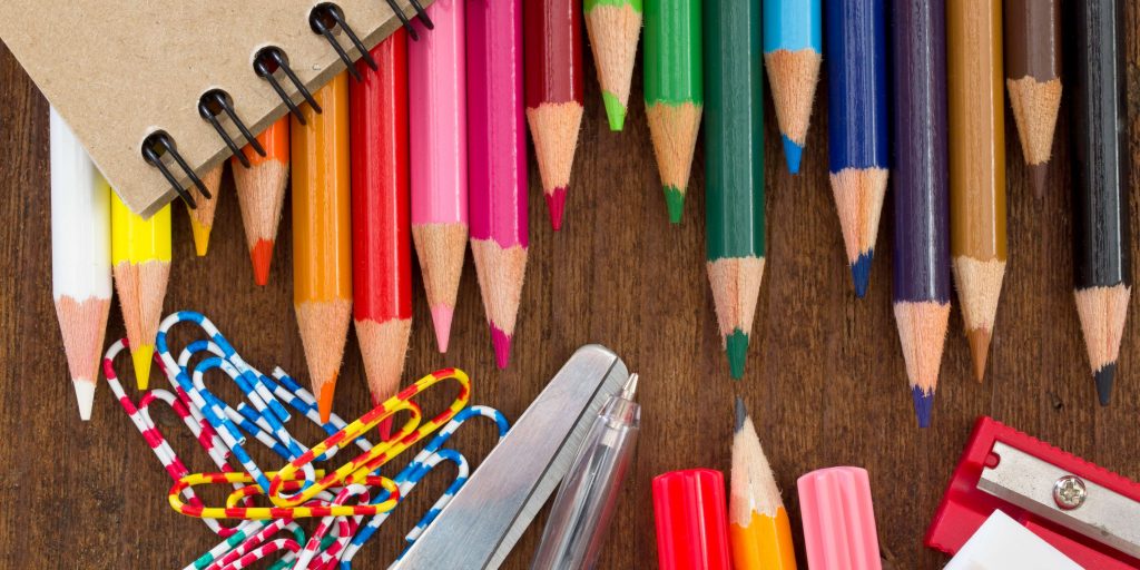 ציוד לבתי ספר